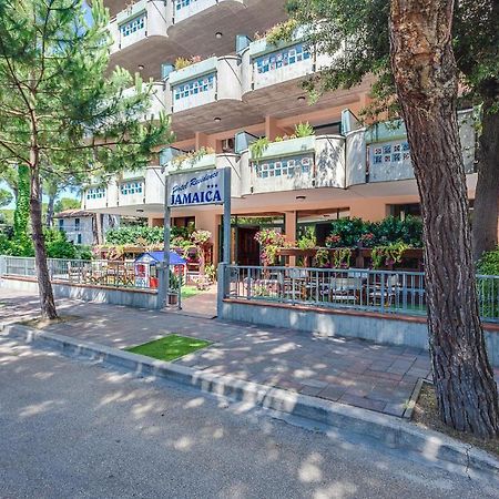 Hotel Residence Jamaica Милано Мартима Екстериор снимка